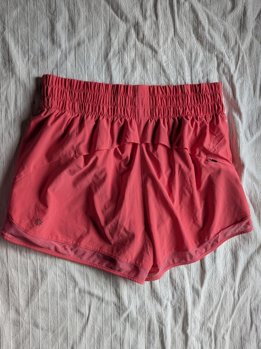 Athleta Shorts High Rise Rise Mesh Racer 3" - Picture 10 of 10